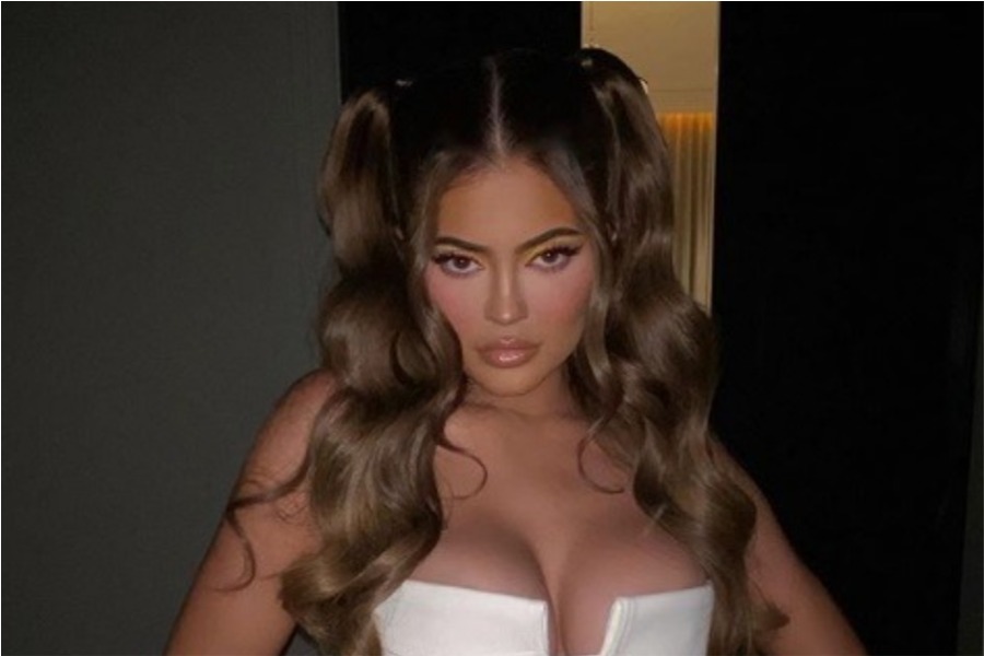 grado de estudios de las kardashian jenner