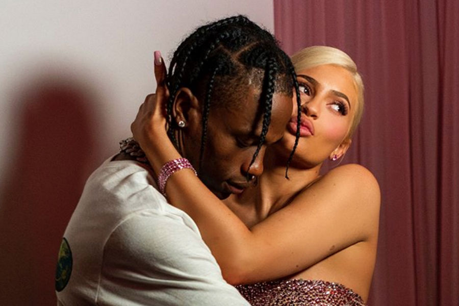 reciente muestra amor travis scott kylie jenner