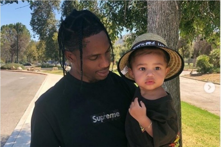 travis scott y stormi