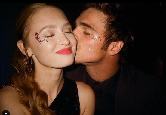jacob elordi besando modelo kylie cosmetics