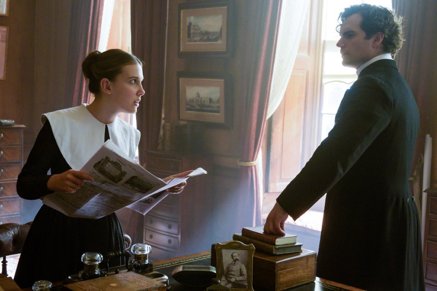 Henry Cavill es Sherlock Holmes