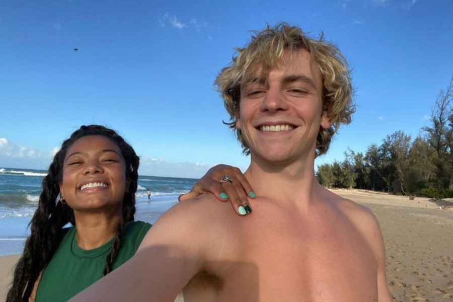 ross lynch jaz sinclair