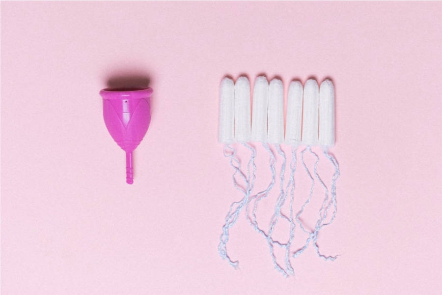 Copa menstrual y tampones