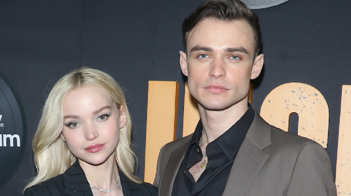 thomas doherty debut new girlfriend