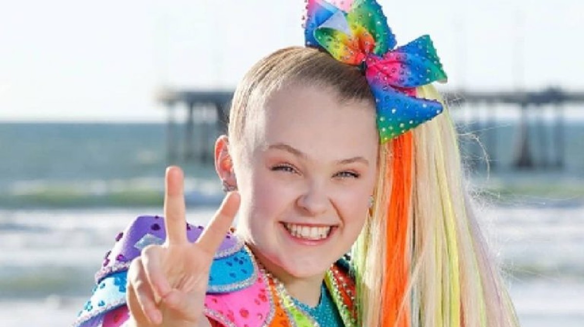 JoJo Siwa habla sobre su crush con esta TikToker | Tú en línea