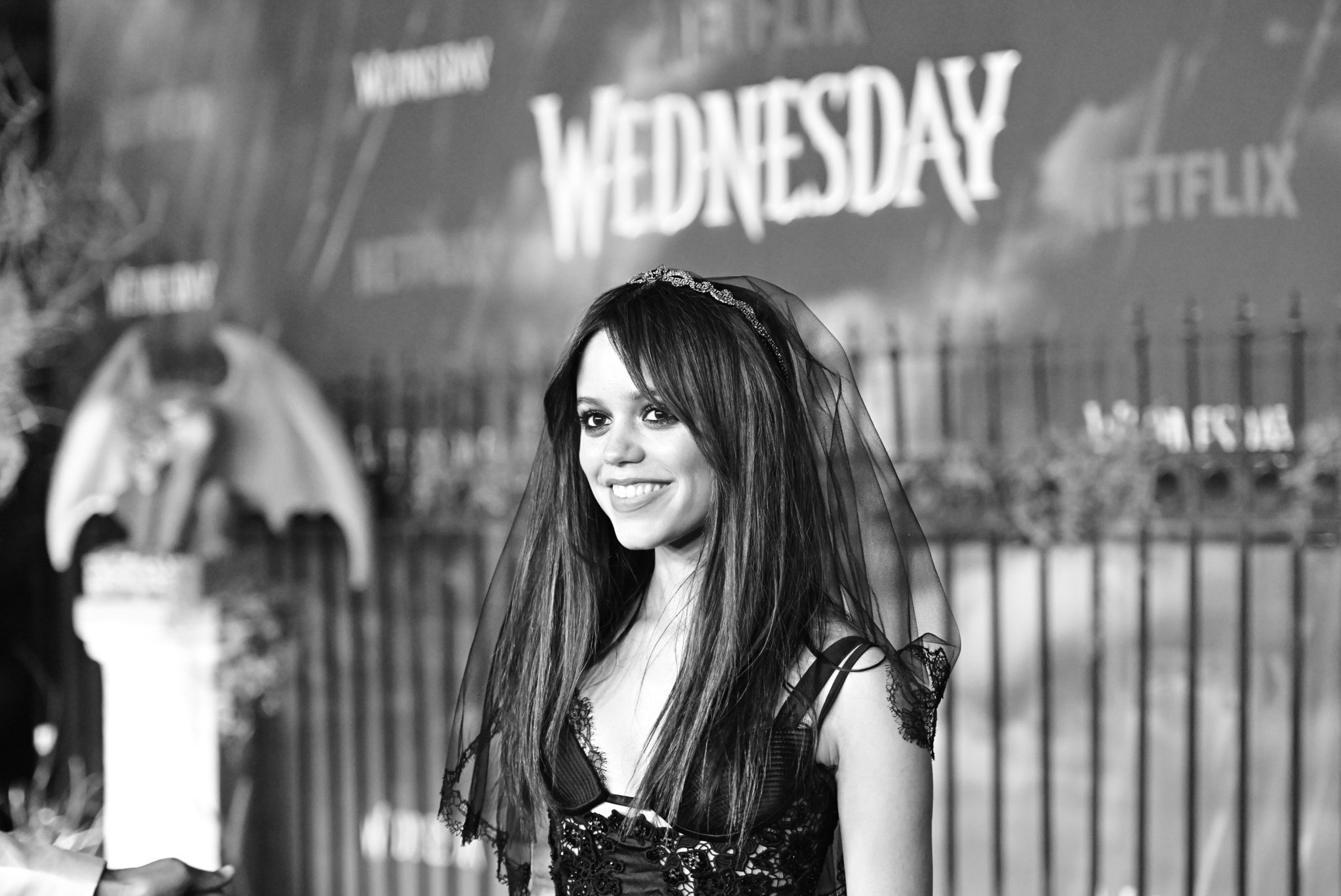 Merlina versión Jenna Ortega | Tú en línea